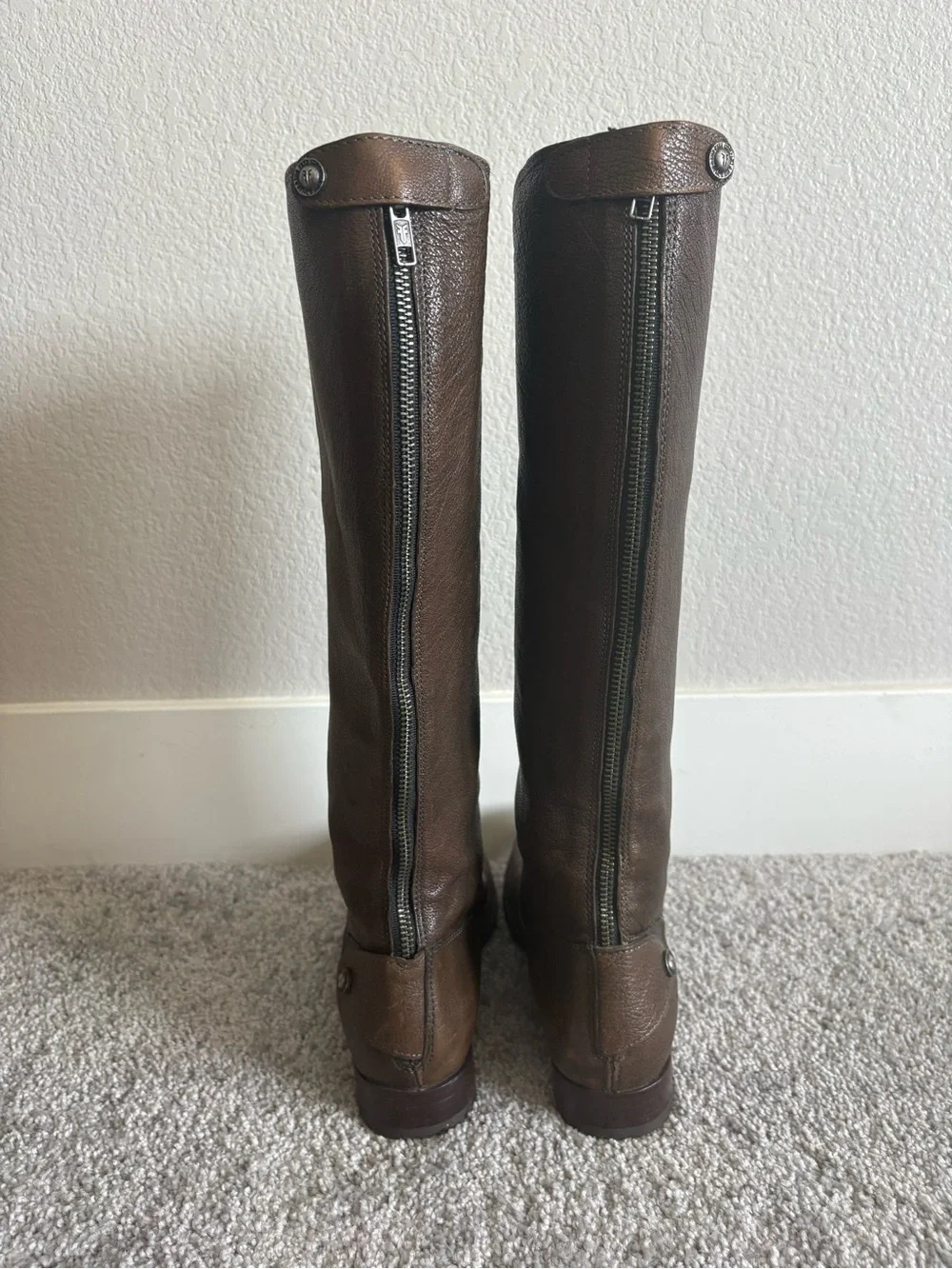 Frye pebbled stacked
